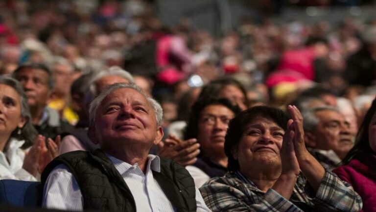 ¿Cuándo recibirás la pensión de febrero? IMSS e ISSSTE revelan fechas