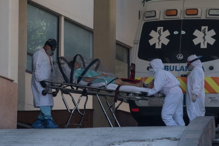 México reporta más de 6,000 muertes por COVID-19 en la última semana