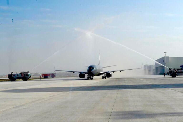 Santa Lucía despega: AMLO encabeza vuelo inaugural del AICM al Felipe Ángeles