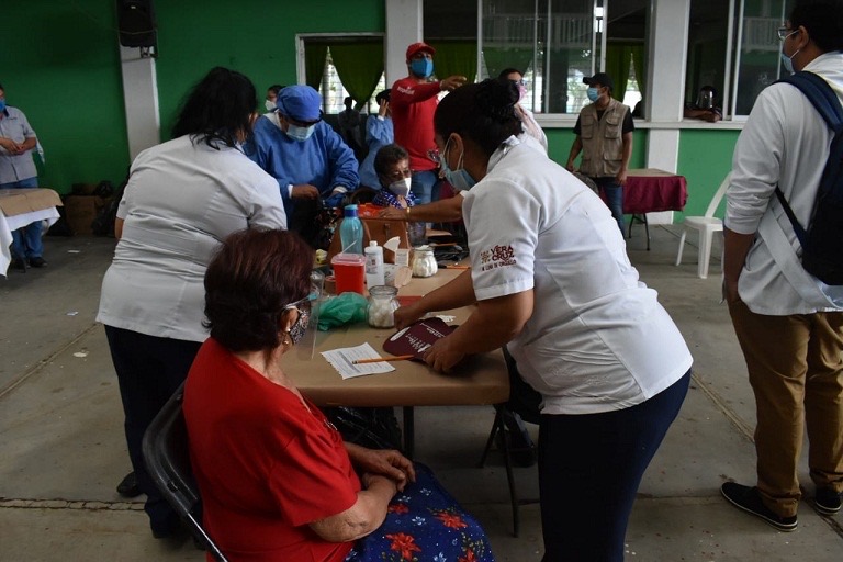 Con gran interés inicio la vacunación anti-Covid 19 en Agua Dulce