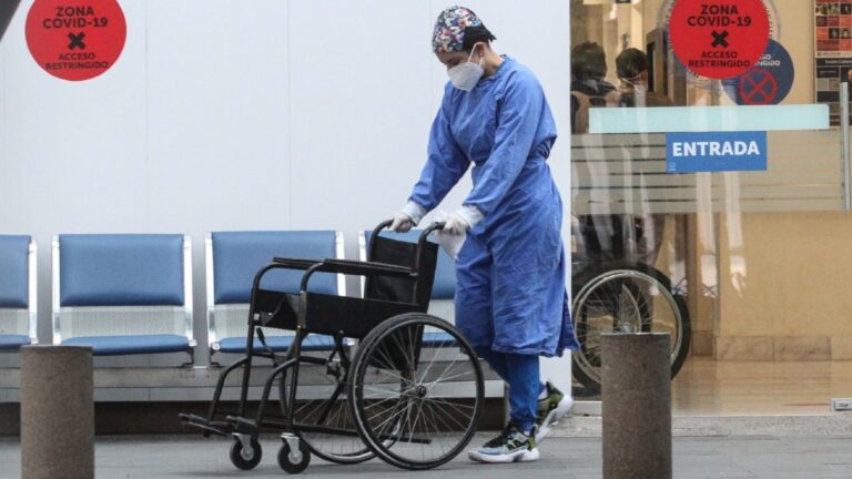 Con más de 11 mil pesos, continúa apoyo para familiares de muertos por COVID-19