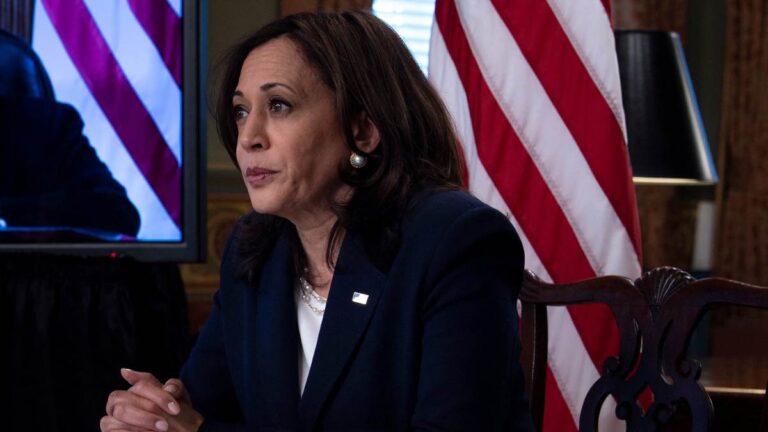 Kamala Harris, vicepresidenta de EU, visitará México el 8 de junio: AMLO