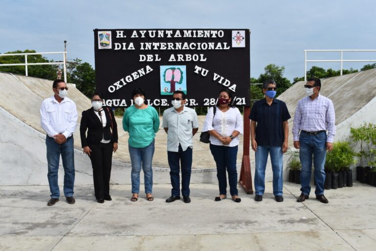 Con éxito realiza Gobierno Municipal campaña “Adopta un árbol, Siembra una vida”