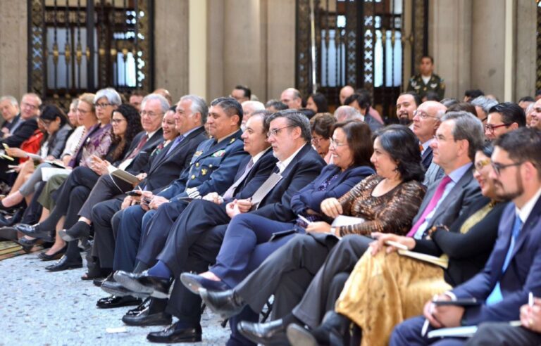 AMLO analizará cambios en su gabinete después de las elecciones