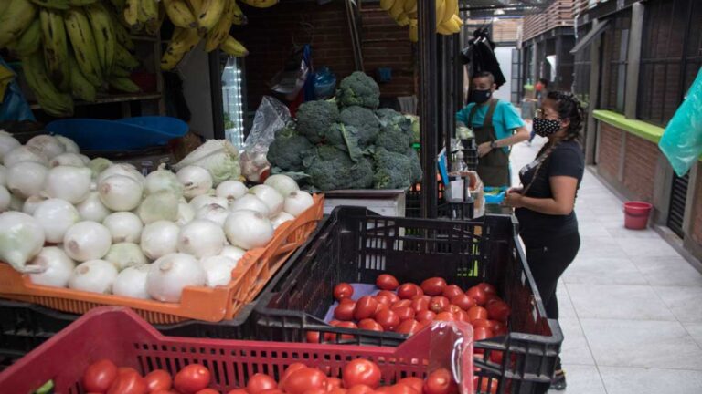 Inflación se ubica en 5.81%; calabacita y cebolla, los que más subieron
