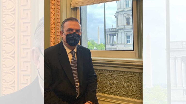 Llega Ebrard a la Casa Blanca; se reunirá con Antony Blinken, secretario de Estado de EU