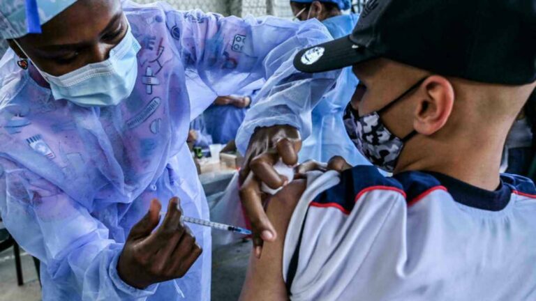 La vacuna de Pfizer-Biontech es “segura” en niños de 5 a 11 años