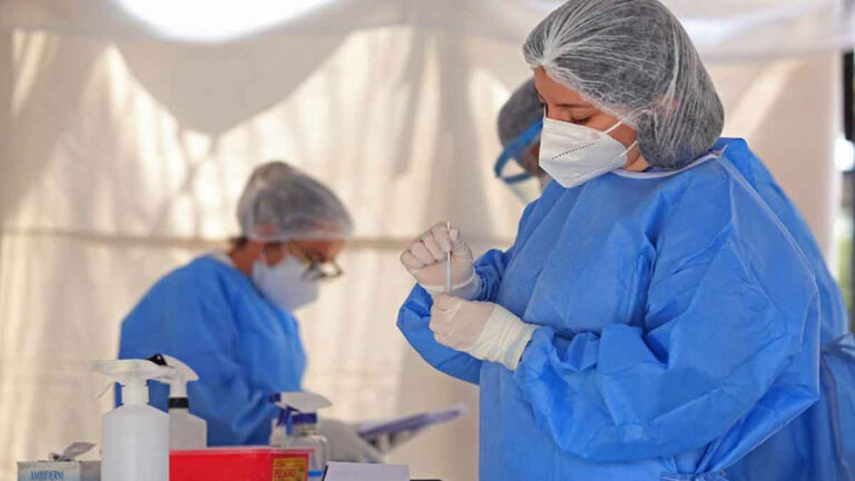 México reporta 4 mil 983 contagios y 200 muertes por COVID-19 en 24 horas