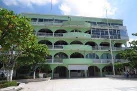 Los equipos políticos de Nanchital en compás de espera