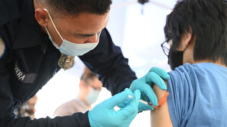 Inicia registro de vacuna COVID para niños: anota a tu pequeño así