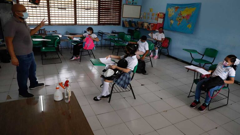 Más de 23 millones de alumnos han regresado a aulas: SEP