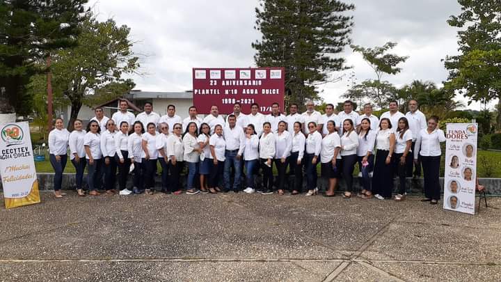 Cecytev-10… “honor a quien honor merece”