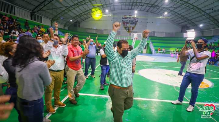 Comicios en la sección 22 para la historia de Agua Dulce