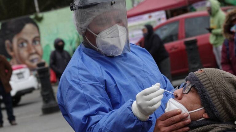 “No vean a Ómicron como una simple gripa; cuarta hola puede ser superior”: OPS