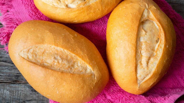 Un bolillo para el susto: ¿será verdad o mentira?