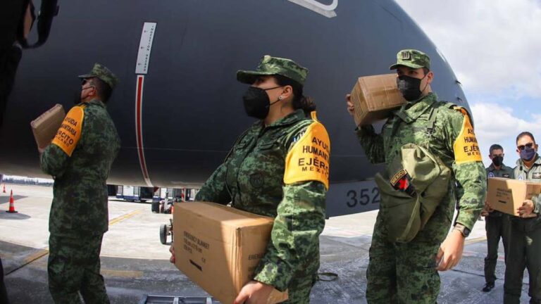 Va por más mexicanos en Ucrania: llega segundo avión de la Fuerza Aérea a Rumania