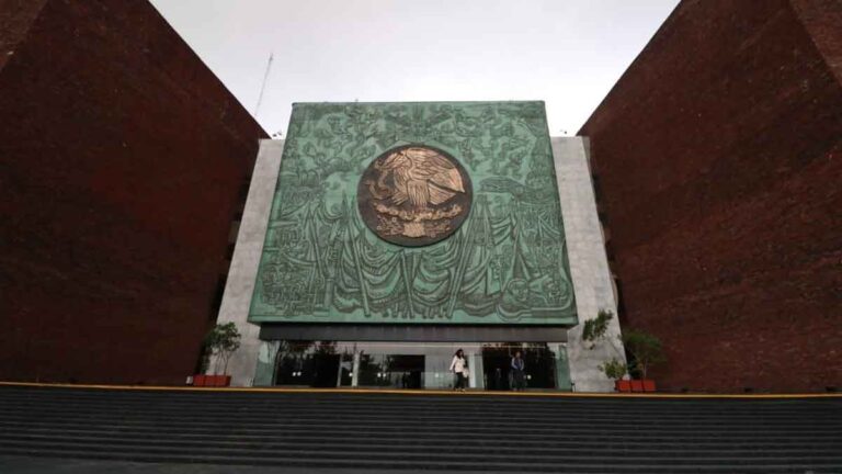 Diputados aprueban en comisiones, en lo general y en lo particular, reforma eléctrica