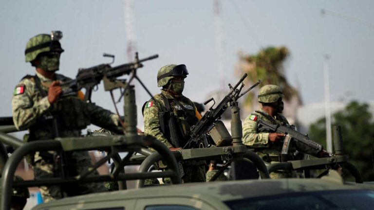 Tras 25 años de cooperación con la DEA, México cierra unidad de investigación antidrogas