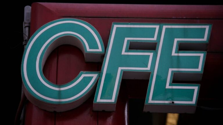 ¡Aguas! Que no te quieran chamaquear: CFE alerta sobre extorsión
