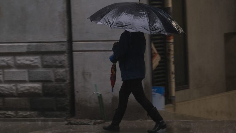 Huracán Howard y monzón continúan provocando lluvias en México este 9 de agosto