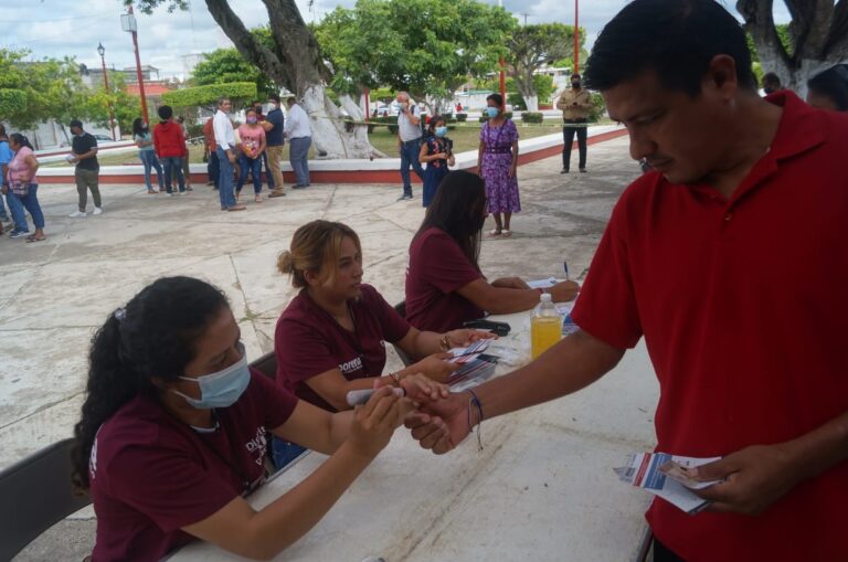 “Semillero” de morenistas en Agua Dulce