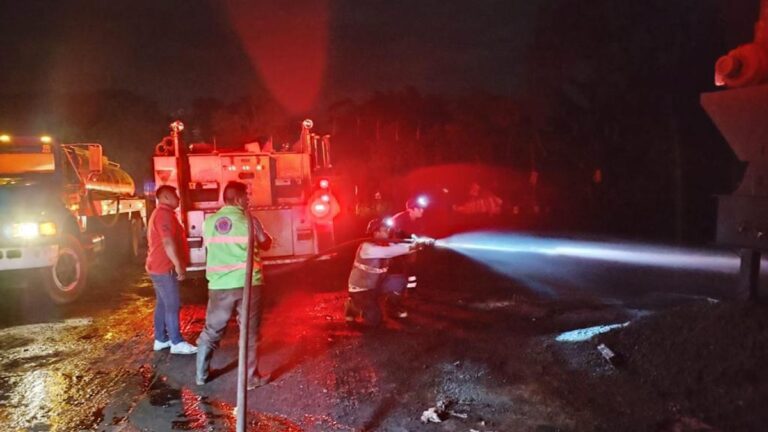 incendio en la planta asfaltadora de Texistepec, Veracruz