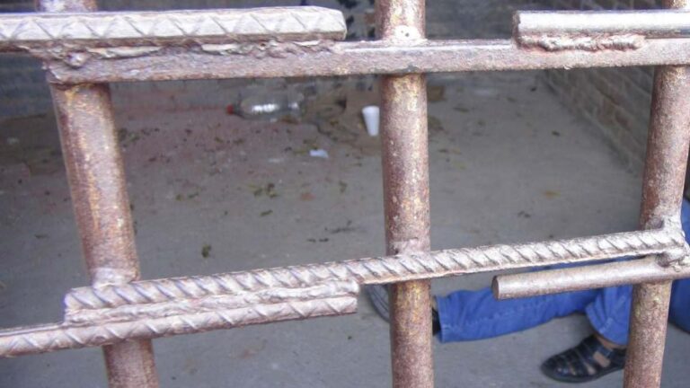 Muere migrante africano en separos de Juchitán, Oaxaca