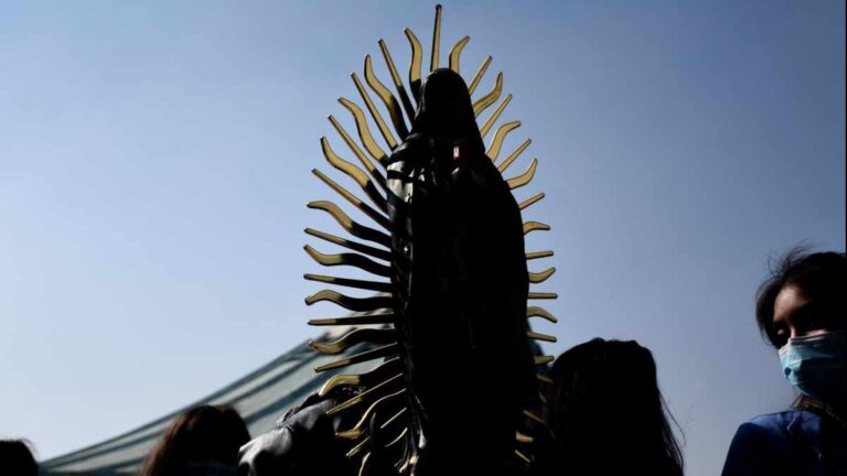 Ya viene el Día de la Virgen de Guadalupe: ¿hay clases o se forma puente?