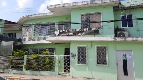 El Departamento de Jubilados de la sección 11 convertido en “polvorín”