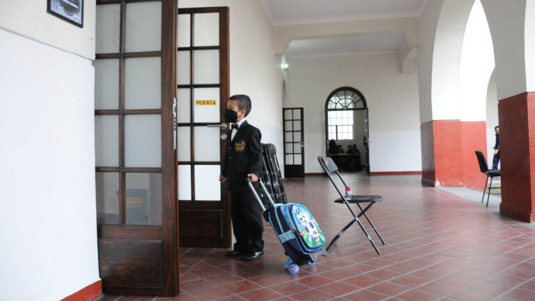 No guardes maletas: noviembre tiene un segundo puente para alumnos de educación básica