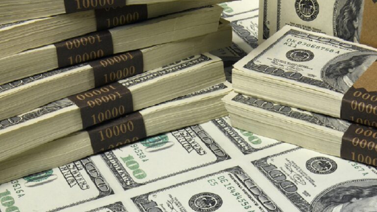 El precio del dólar hoy 30 de diciembre de 2022 se cotiza en 19.36 pesos