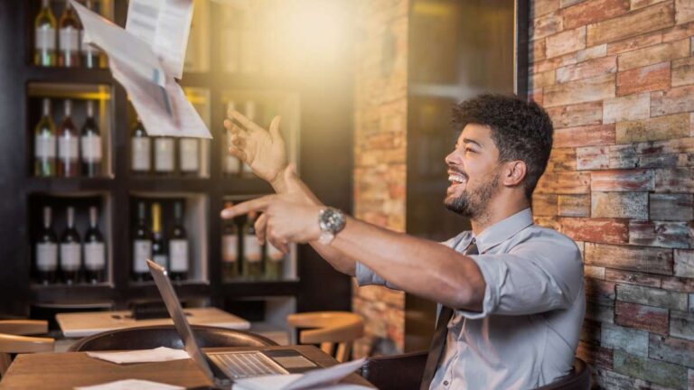 ¡Qué alivio! Quién no está obligado a presentar su declaración anual 2023 ante el SAT