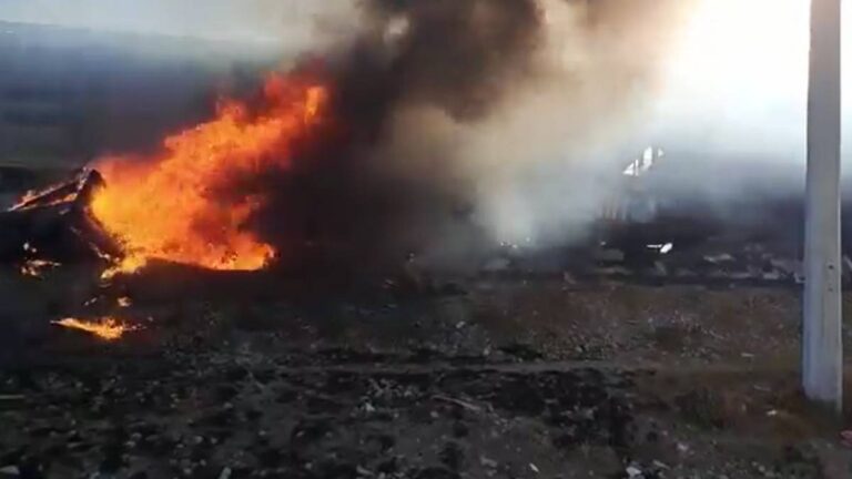 Trailero muere calcinado tras intentar ganarle el paso al tren en Huamantla, Tlaxcala