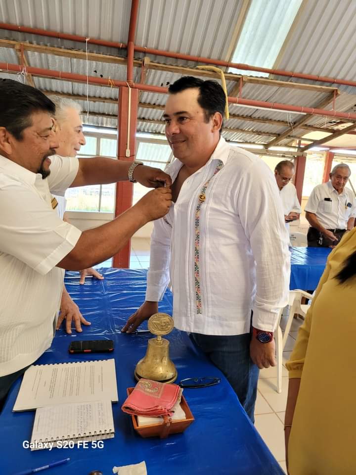 Farid…nuevo presidente del Club de Leones Nueva Era