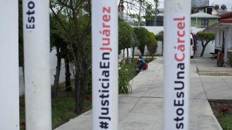 Vinculan a proceso a cinco por incendio en estación de migrantes en Juárez